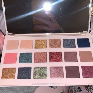 Ciate London Eyeshadow “editor” pallete